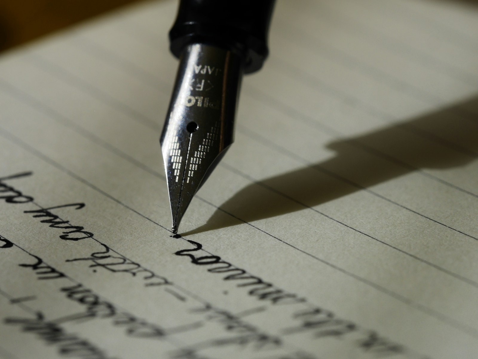 Writing a heartfelt thank you note